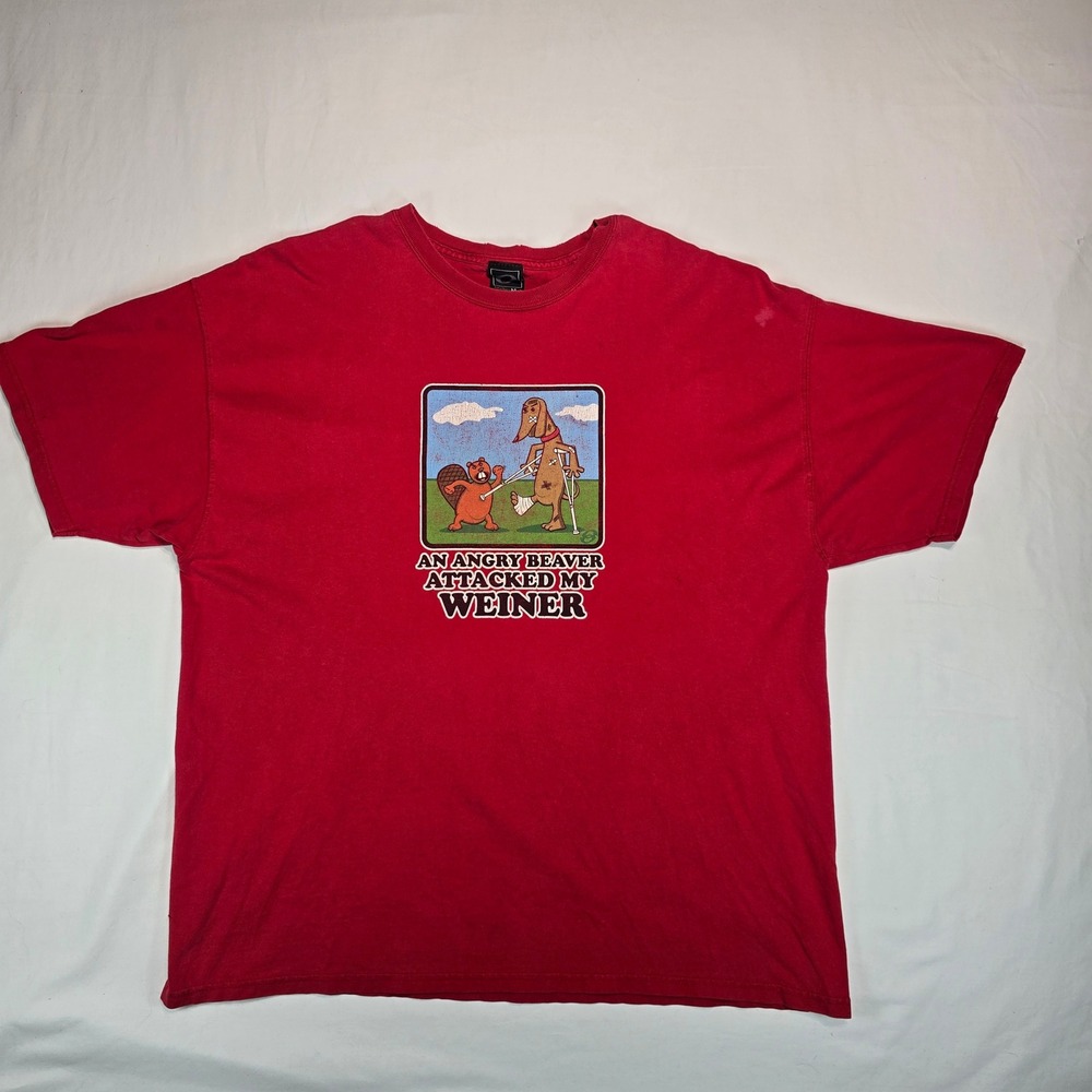 Vintage Anchor Blue Angry Beaver Attacked My Weiner Graphic T-Shirt Red XL